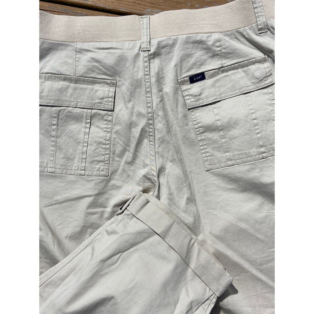 Lee Relaxed Fit Mid Rise Cargo Capris Oxford Tan Size 12 Medium NWT - Picture 4 of 6